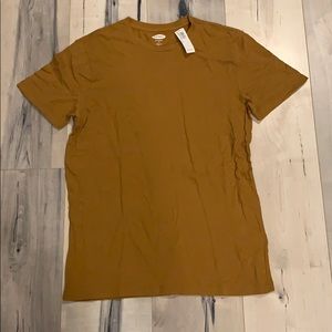 New t shirt. Mustard yellow. Old navy. Small